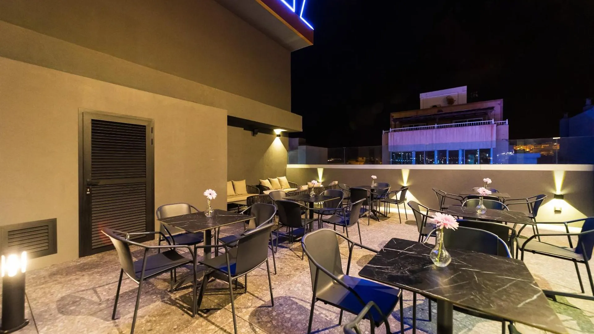 ***  Hotel Puerto De La Luz By Pierre & Vacances Las Palmas de Gran Canaria Spain