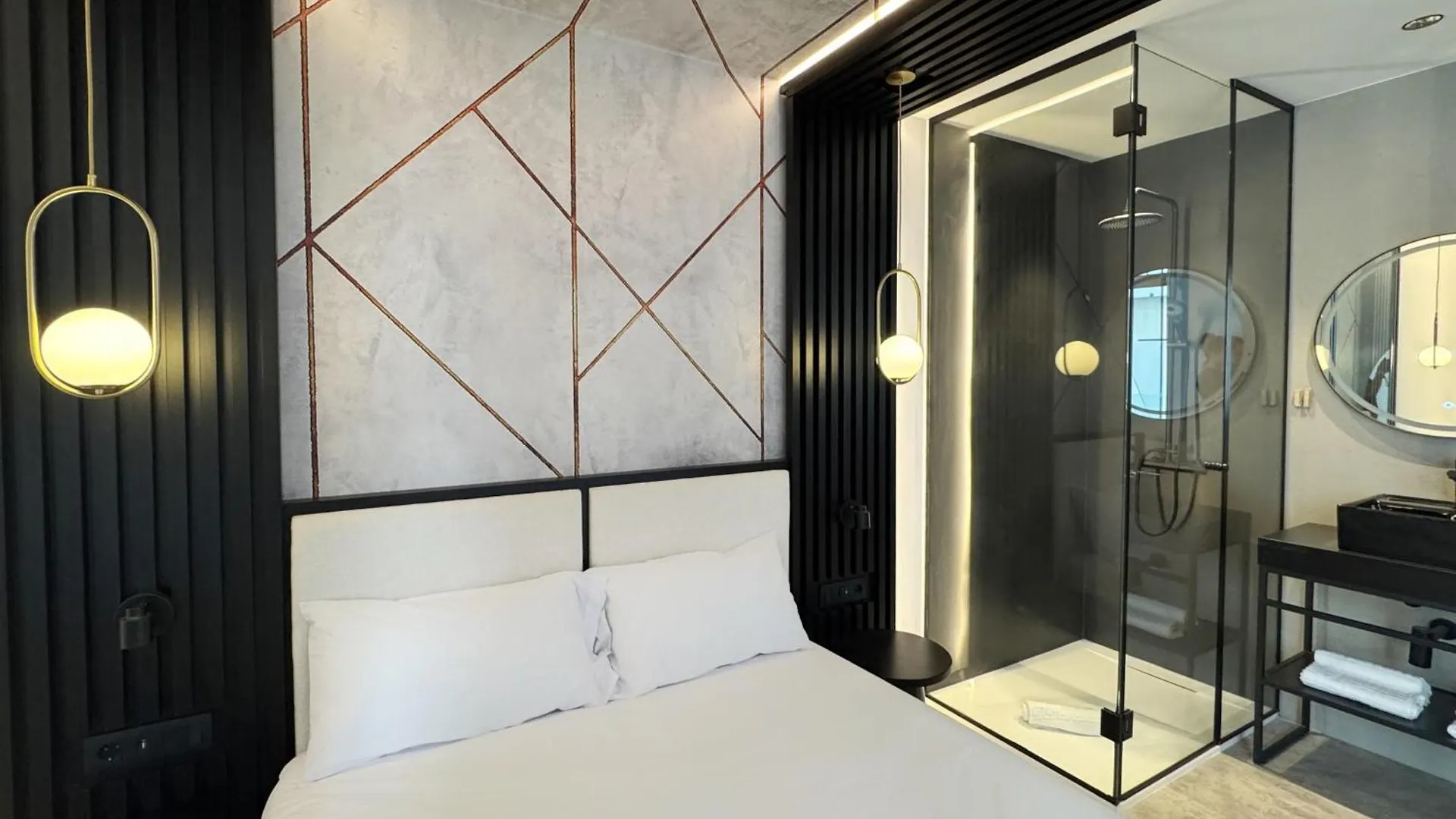 Hotel Puerto De La Luz By Pierre & Vacances contacts